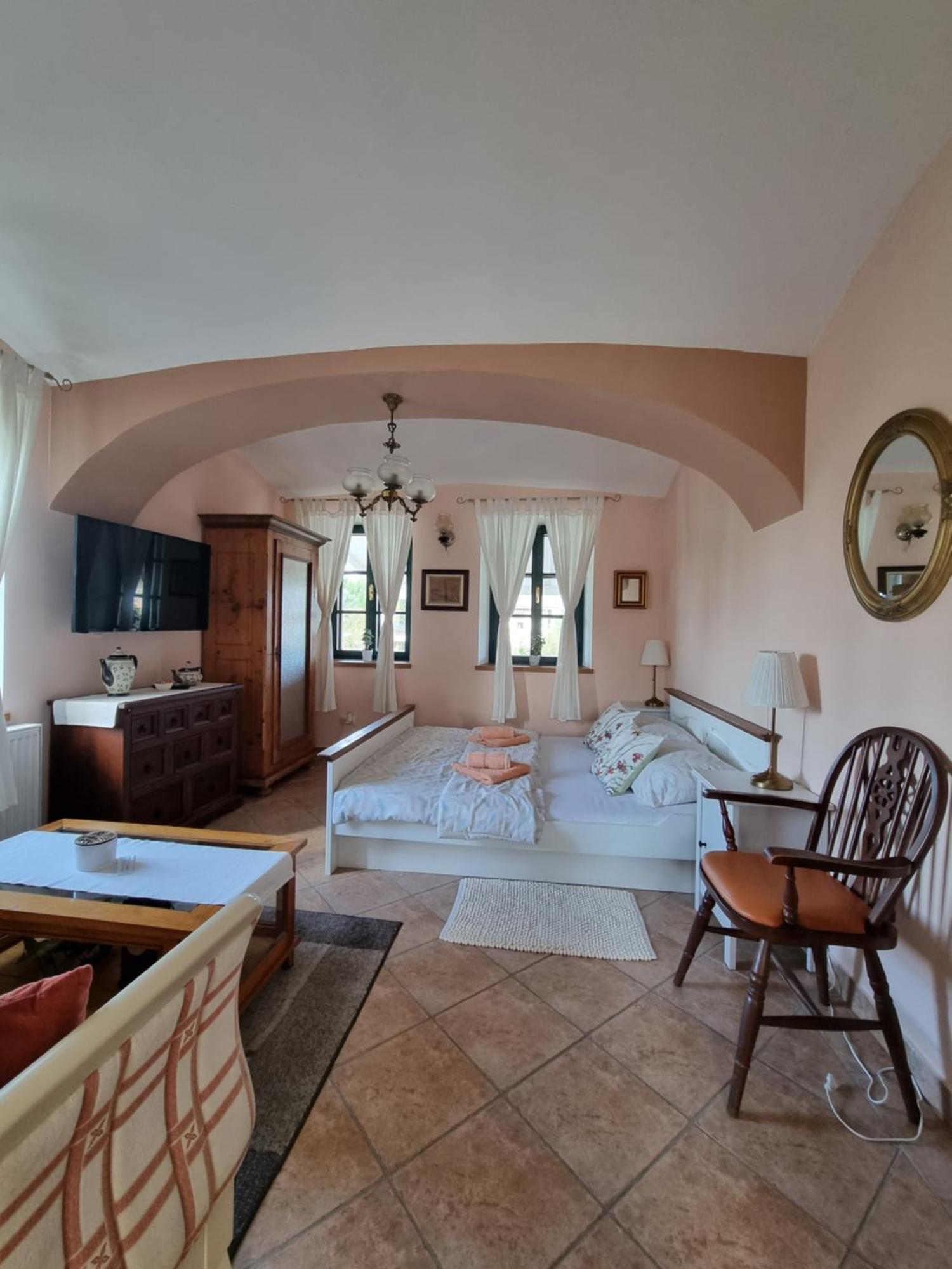Taverna 1860 Rooms & Apartments Donja Zelina Cameră foto